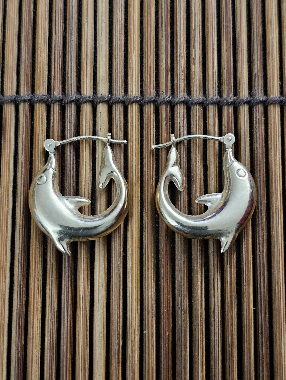 14k Daulphin Hoop Yellow Gold Earrings (Vintage)